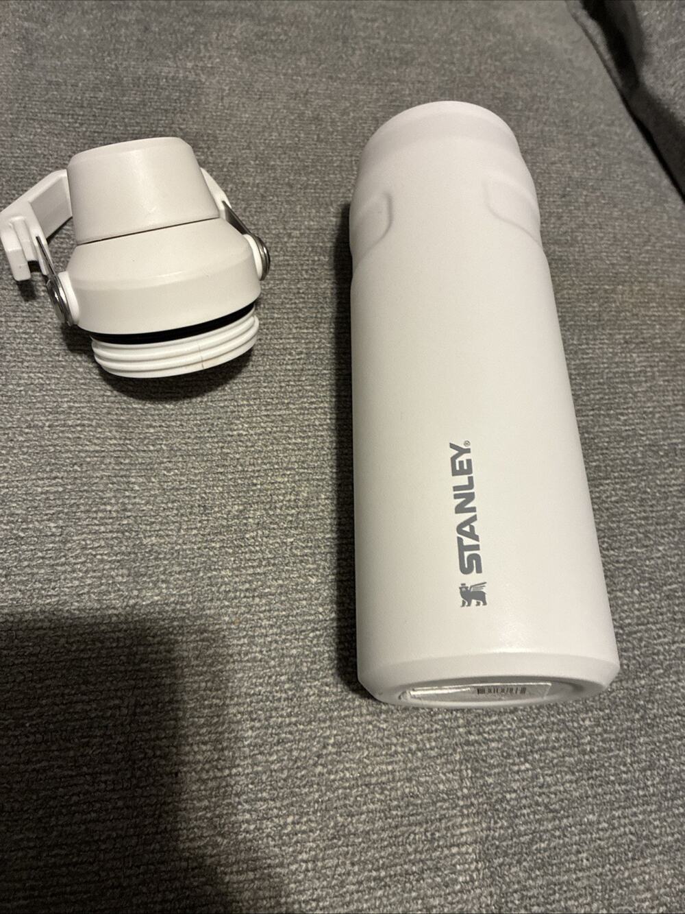 Stanley Water Bottle White The Aerolite Ice Flow Bottle 24 Ounce